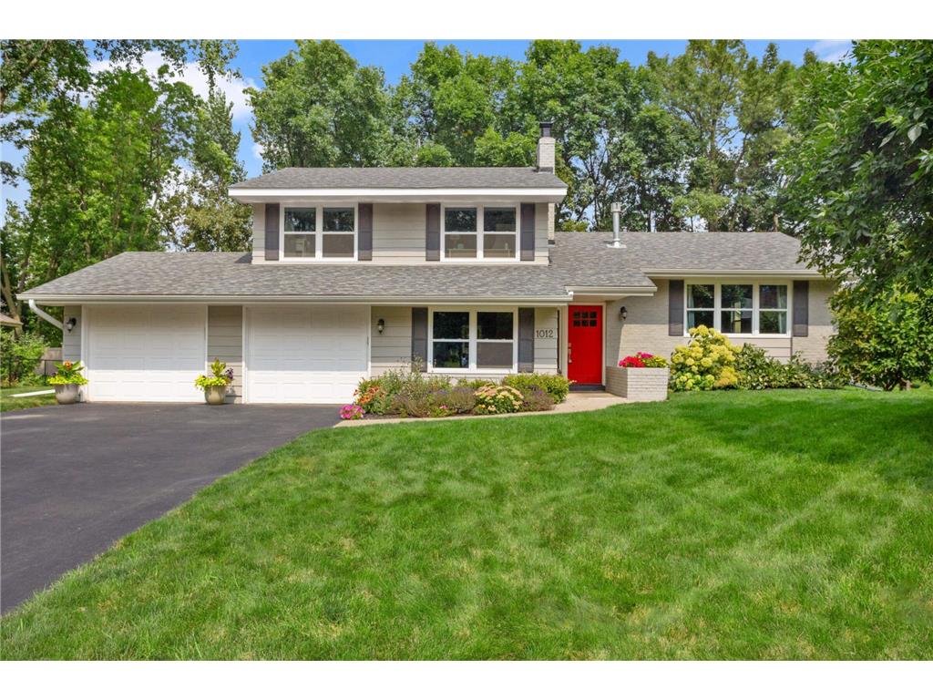 1012 W 155th Street Burnsville MN 55306 6591006 image1