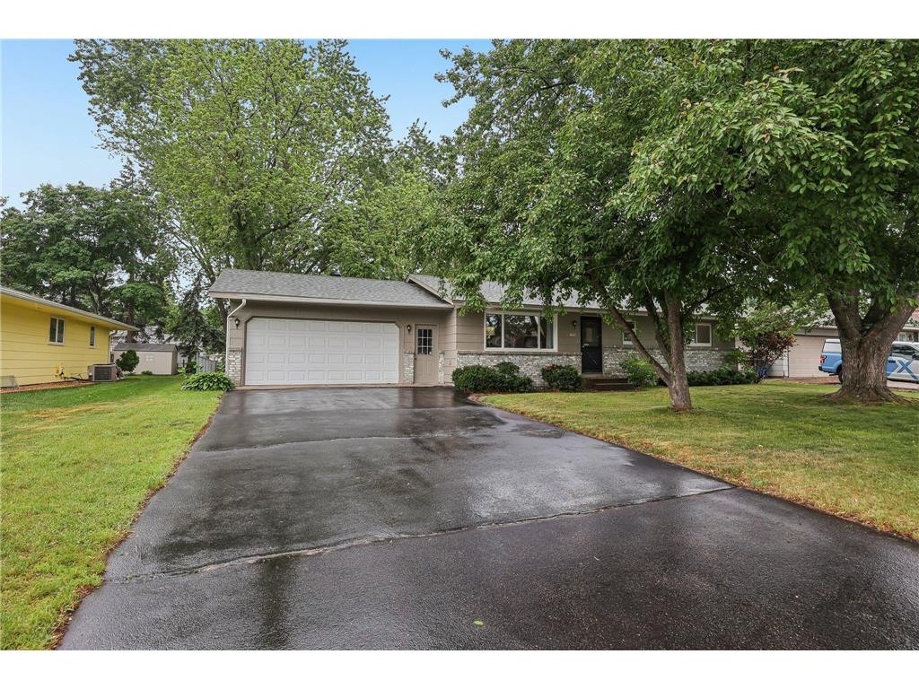 10121 96th Place N Maple Grove MN 55369 7089606 image3