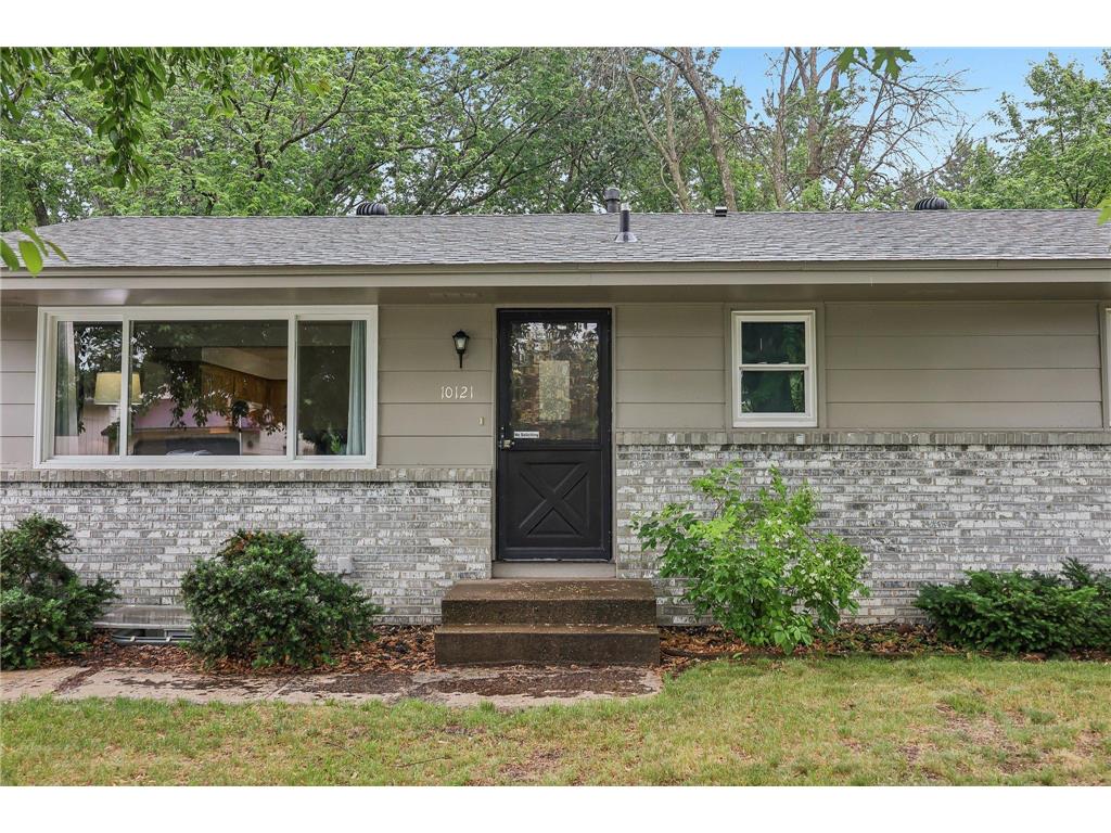 10121 96th Place N Maple Grove MN 55369 7089606 image5
