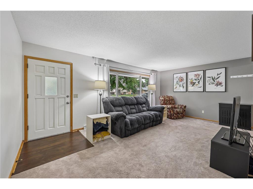 10121 96th Place N Maple Grove MN 55369 7089606 image6