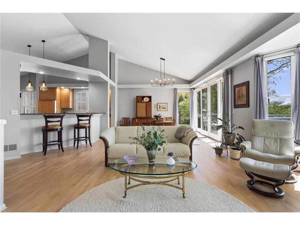 10123 Waterfront Drive Woodbury MN 55129 - Powers 7073092 image15