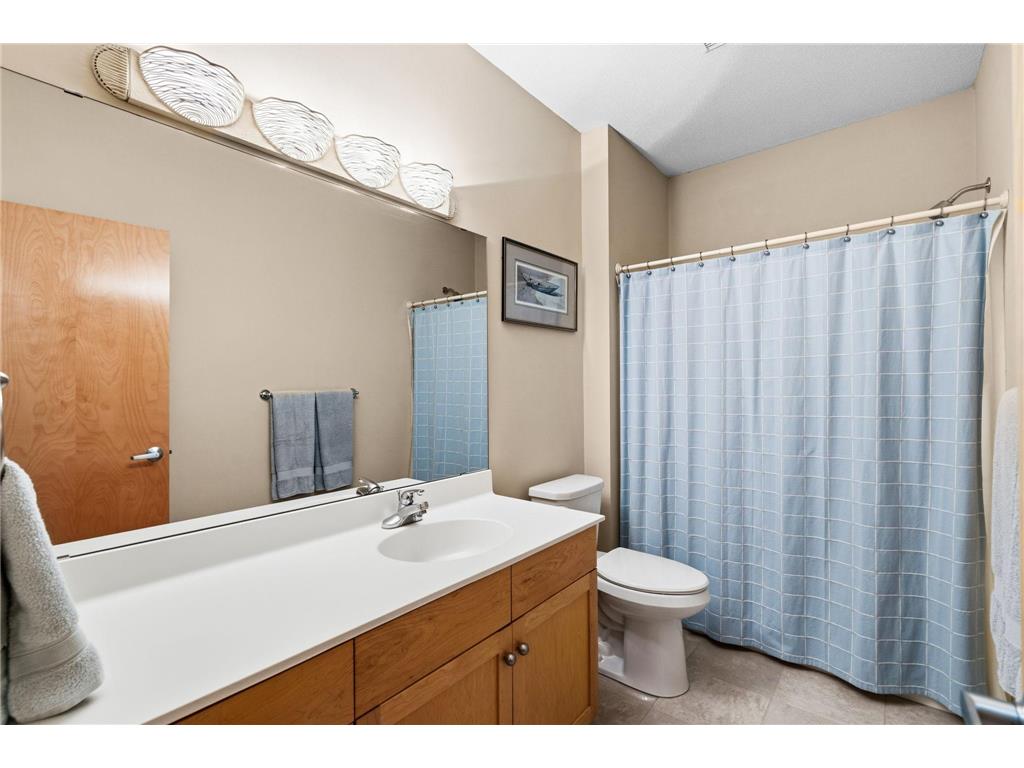 10123 Waterfront Drive Woodbury MN 55129 - Powers 7073092 image35