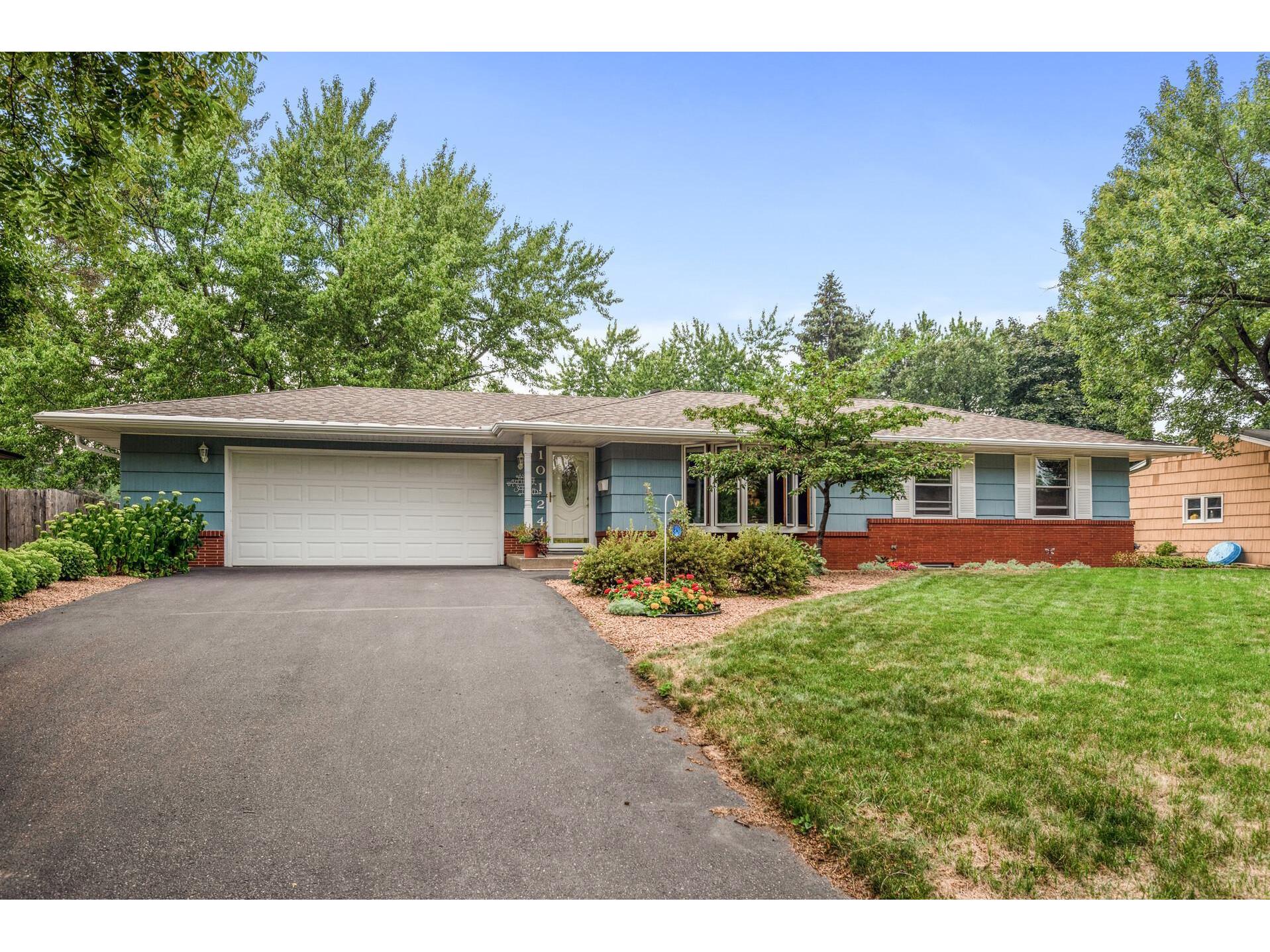 10124 Dupont Avenue S, Bloomington, MN, 55431 MLS 7146320 Edina Realty