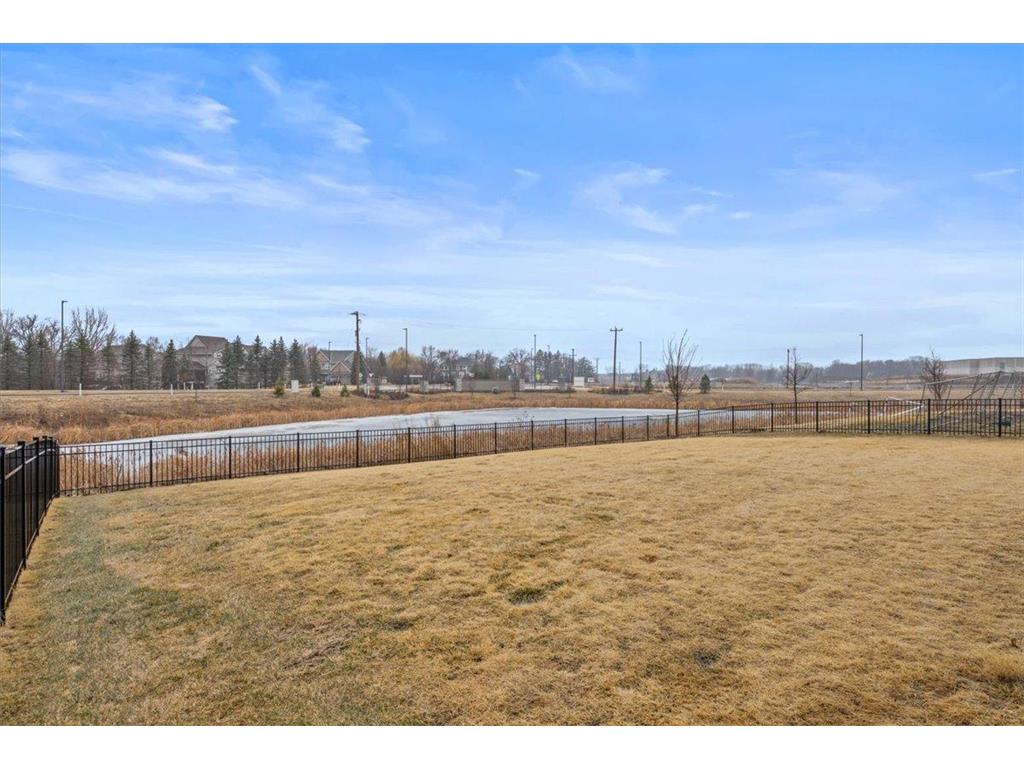10125 Shadyview Lane N Maple Grove MN 55311 7059828 image32