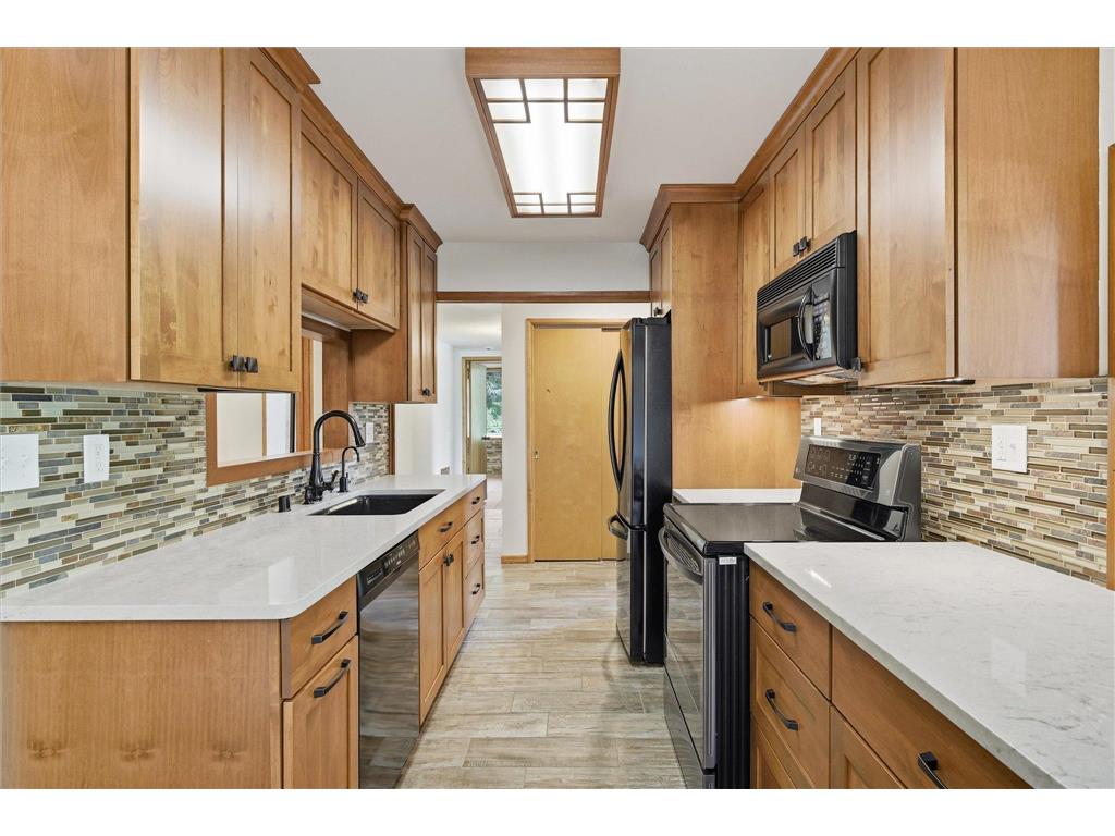 10129 Eden Prairie Road Eden Prairie MN 55347 7087784 image32