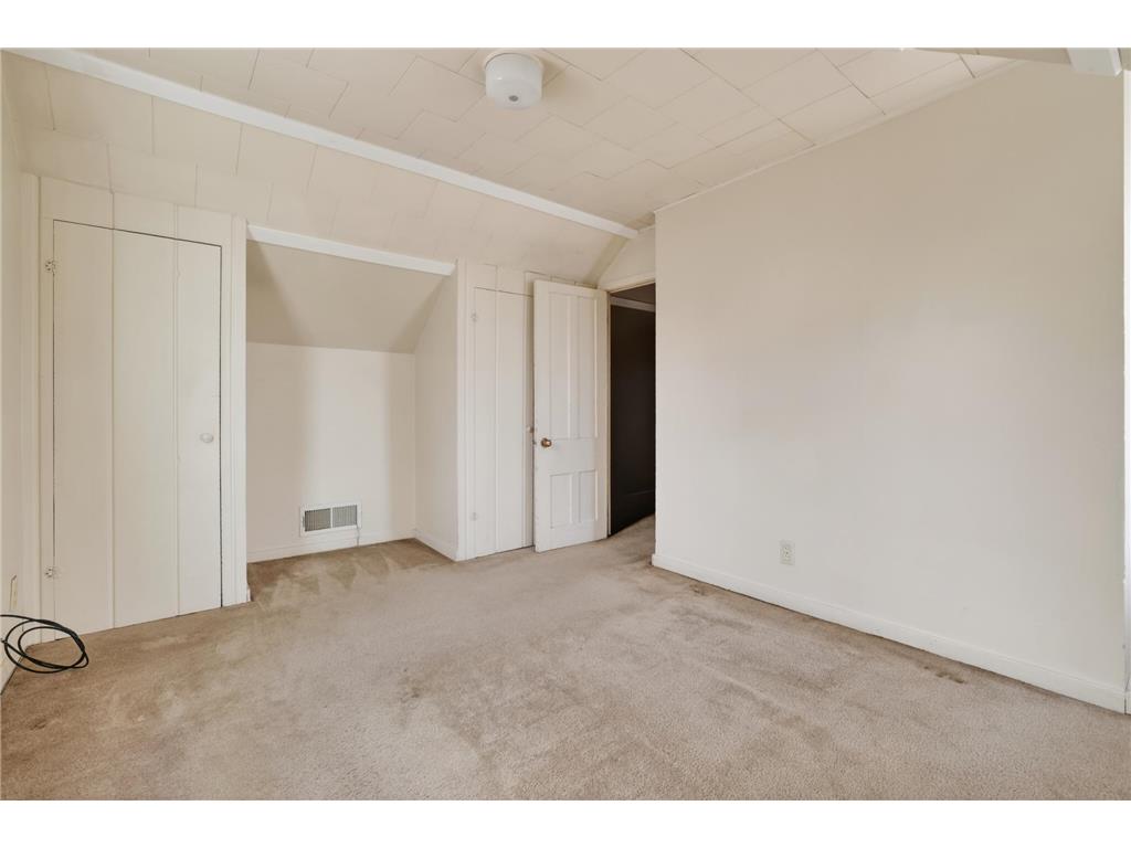 1013 2nd Avenue NW Rochester MN 55901 7034352 image25