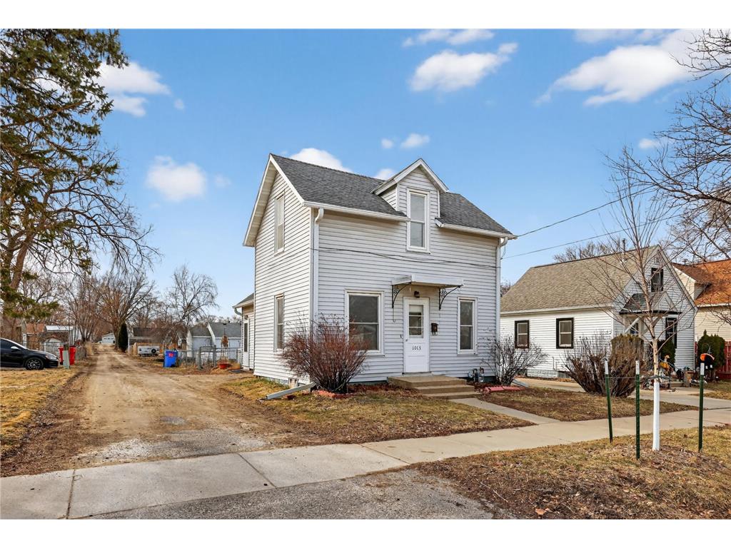 1013 2nd Avenue NW Rochester MN 55901 7034352 image3