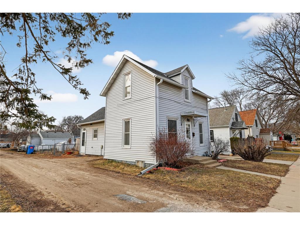 1013 2nd Avenue NW Rochester MN 55901 7034352 image4