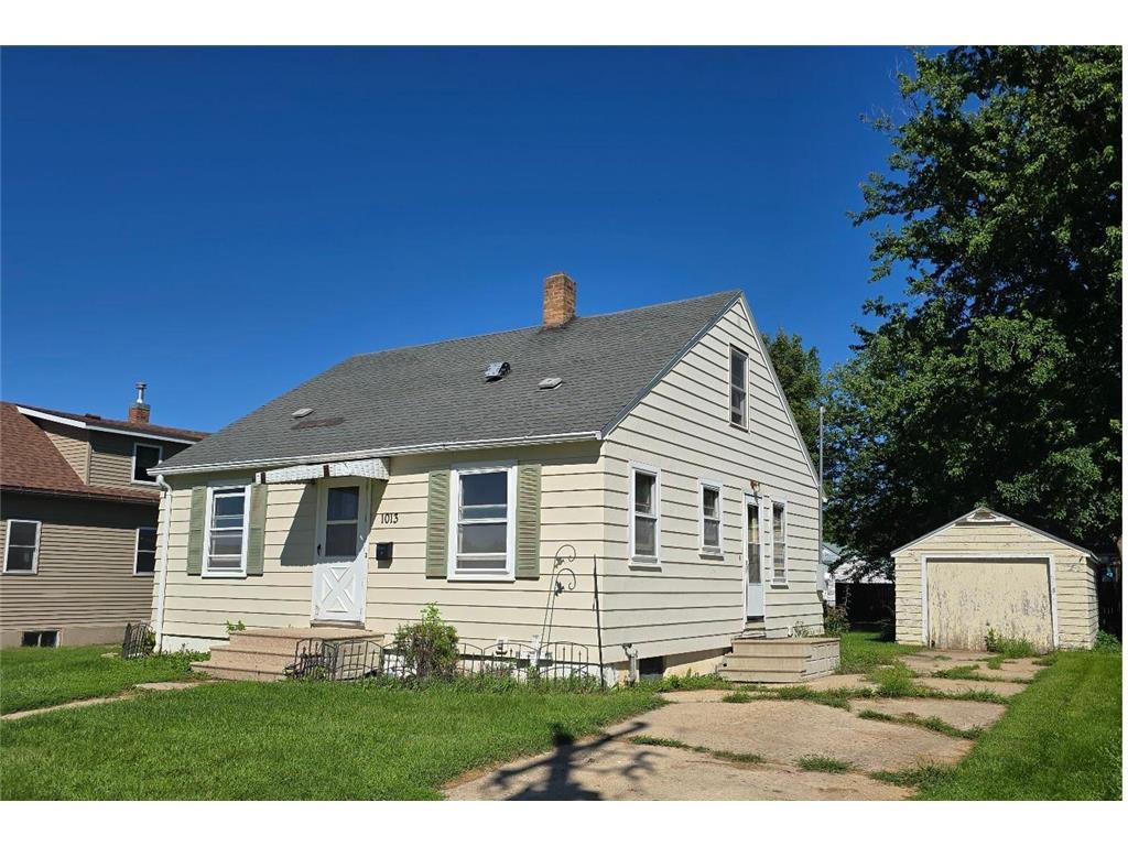 1013 4th Avenue SW Pipestone MN 56164 6776078 image1