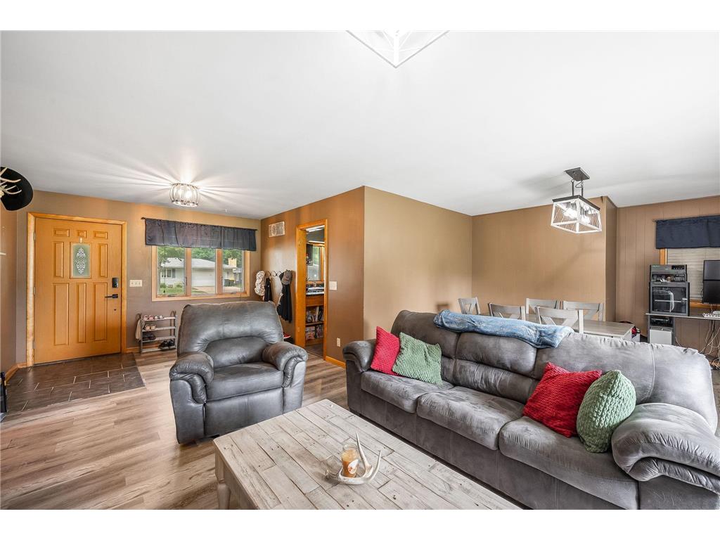 1013 5th Street S Saint James MN 56081 7102683 image15