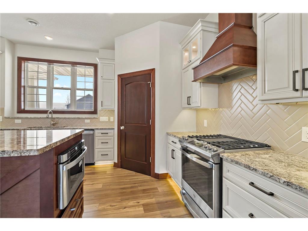 1013 Birch Avenue NE Montgomery MN 56069 7016880 image5
