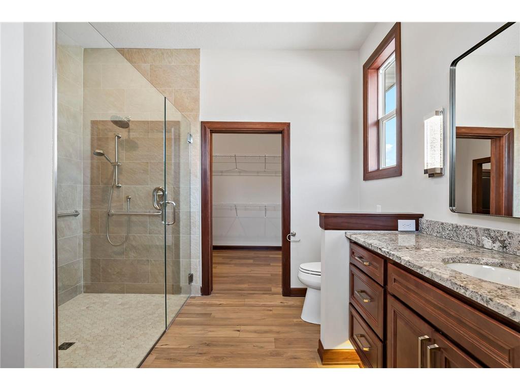 1013 Birch Avenue NE Montgomery MN 56069 7016880 image8