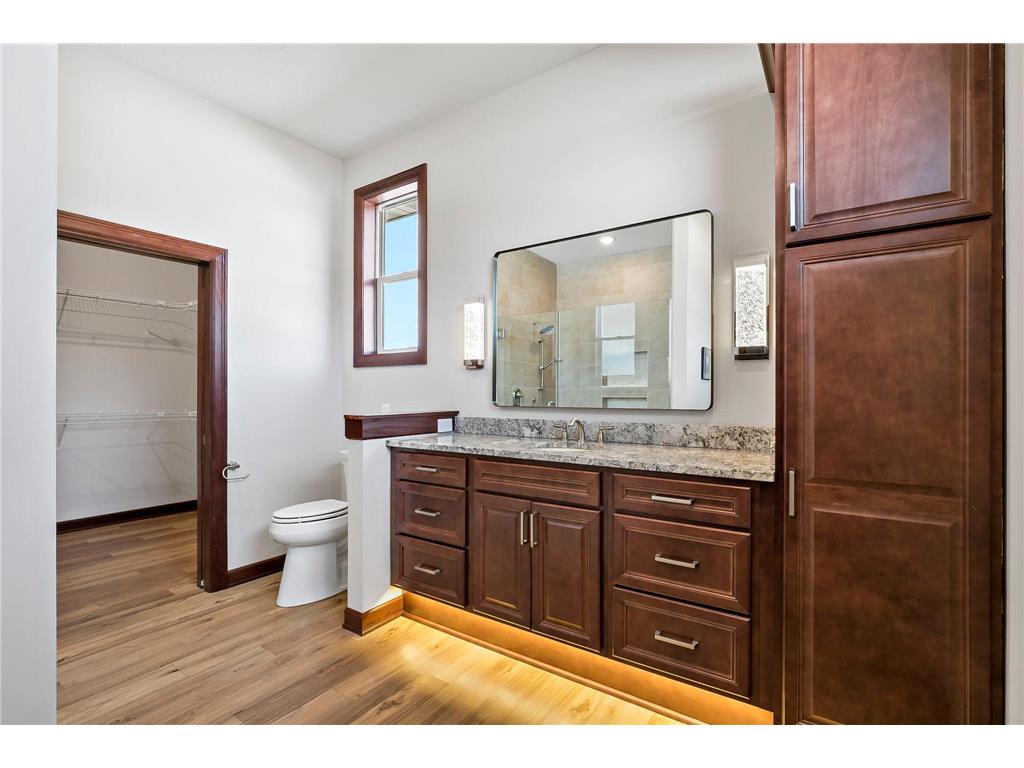 1013 Birch Avenue NE Montgomery MN 56069 7016880 image9