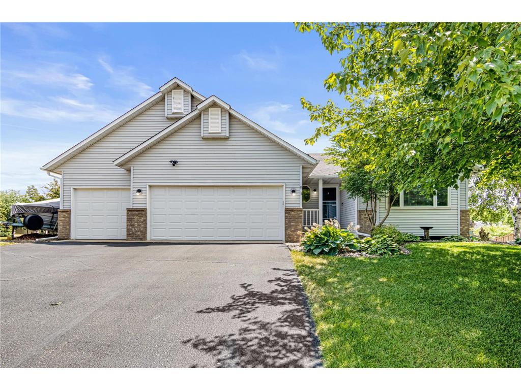 1013 Bluff Pass N, Chaska, MN, 55318 MLS 6396011 Edina Realty