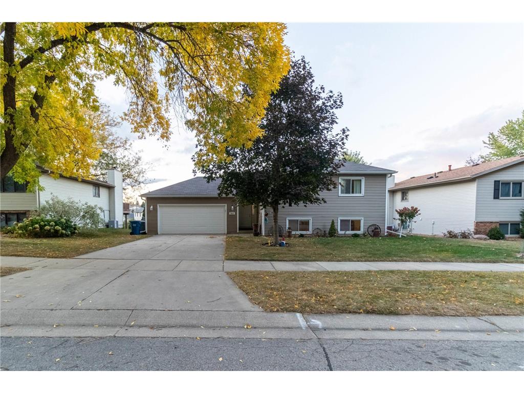 1013 Chalet Drive NW Rochester MN 55901 6617760 image1