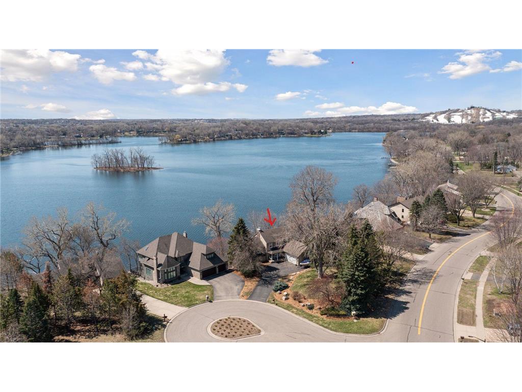 1013 Crystal Lake Road E Burnsville MN 55306 - Crystal 6356673 image1