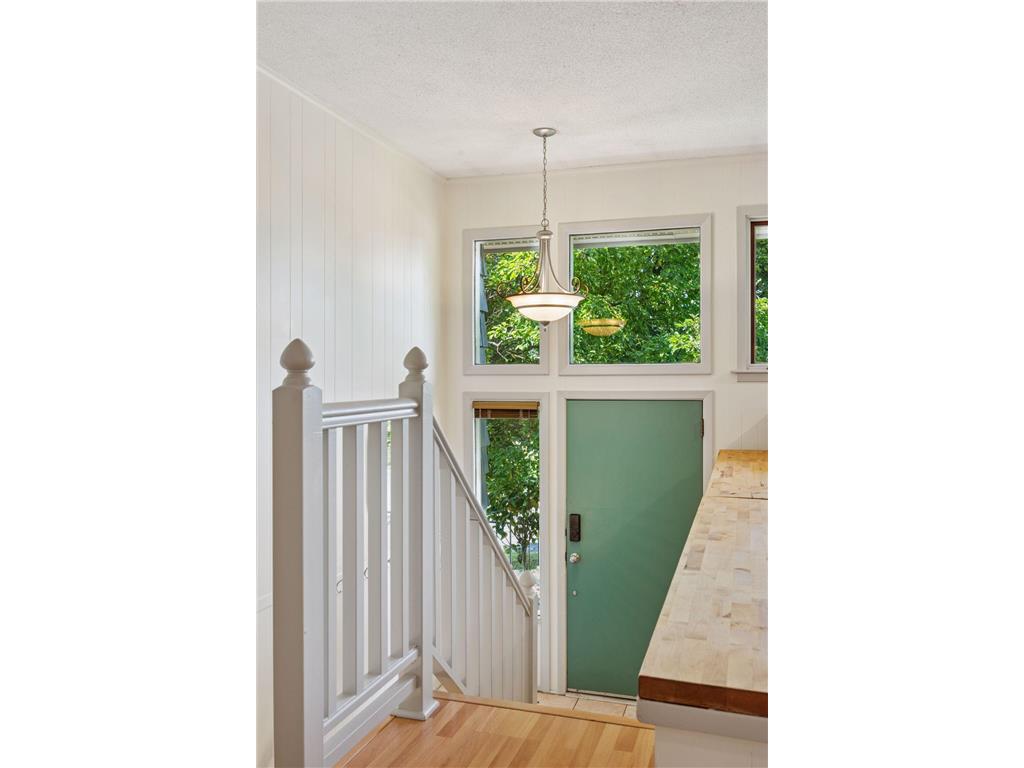 1013 Kenwood Parkway Minneapolis MN 55403 6757514 image11