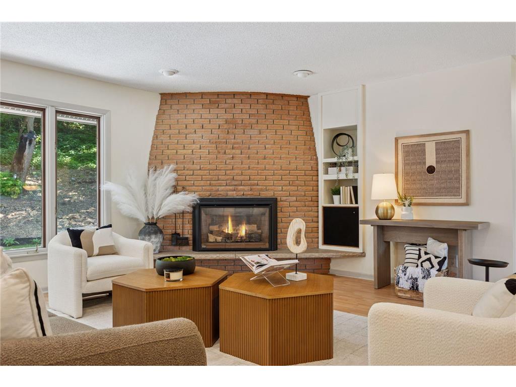 1013 Kenwood Parkway Minneapolis MN 55403 6757514 image16