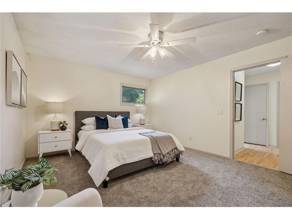 1013 Kenwood Parkway Minneapolis MN 55403 6757514 image26