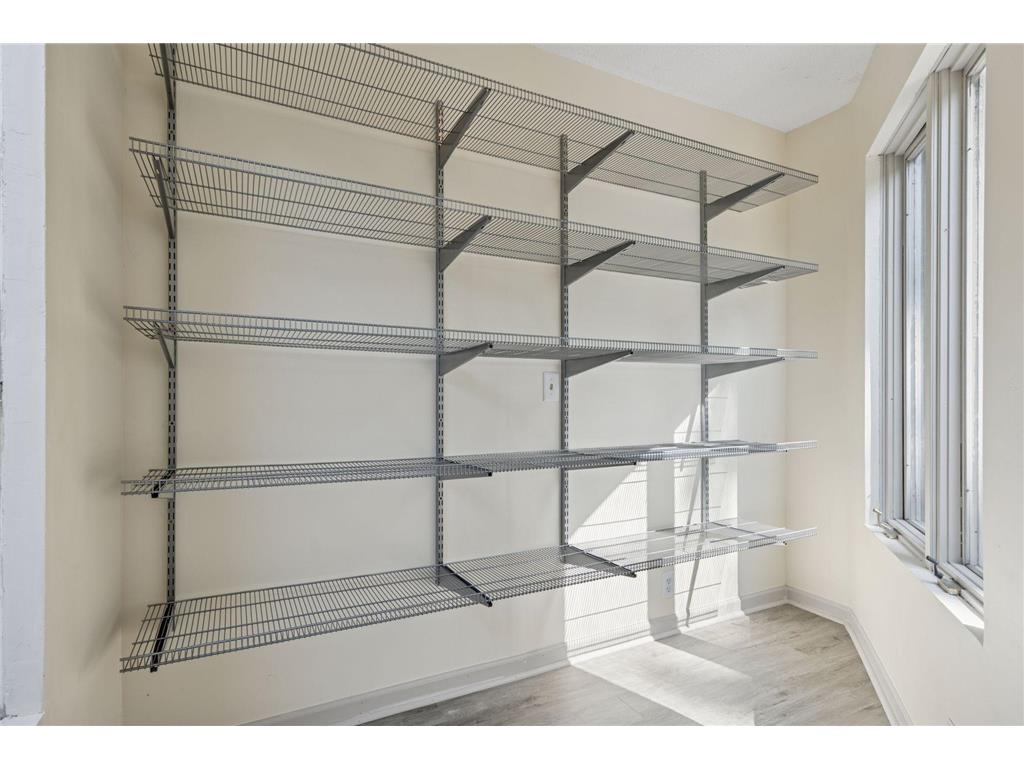 1013 Kenwood Parkway Minneapolis MN 55403 6757514 image32