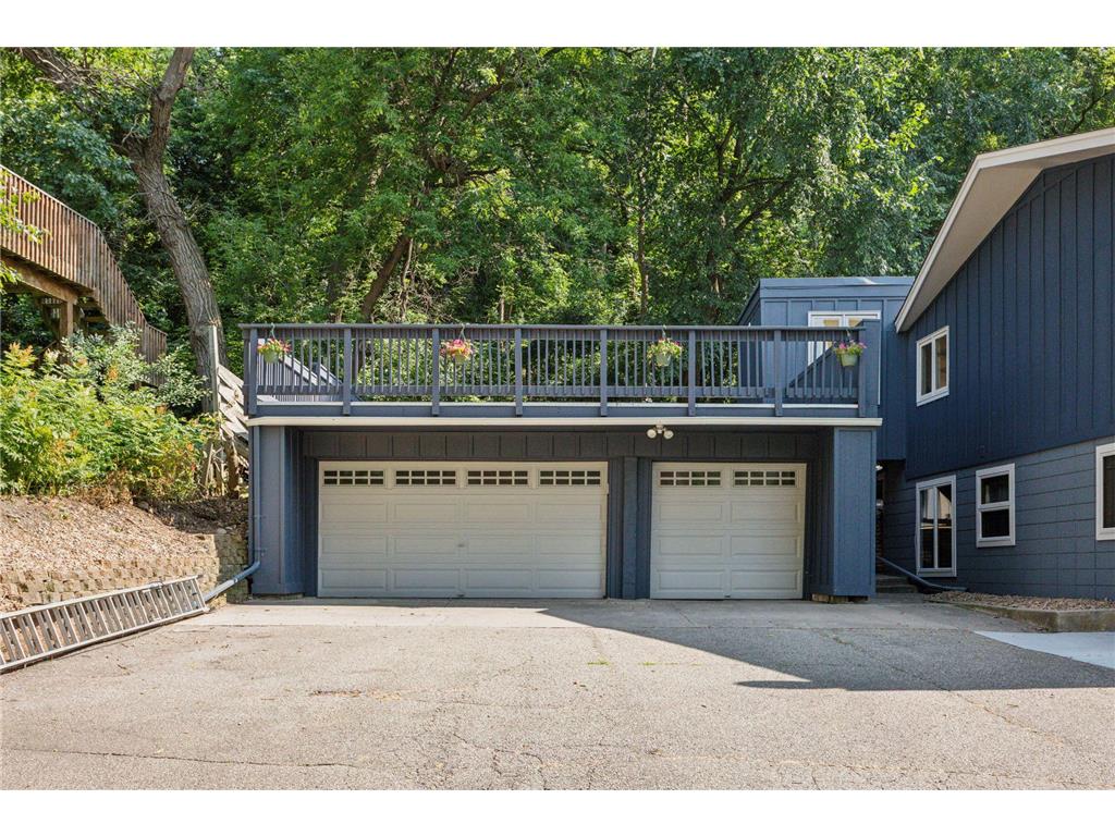 1013 Kenwood Parkway Minneapolis MN 55403 6757514 image42