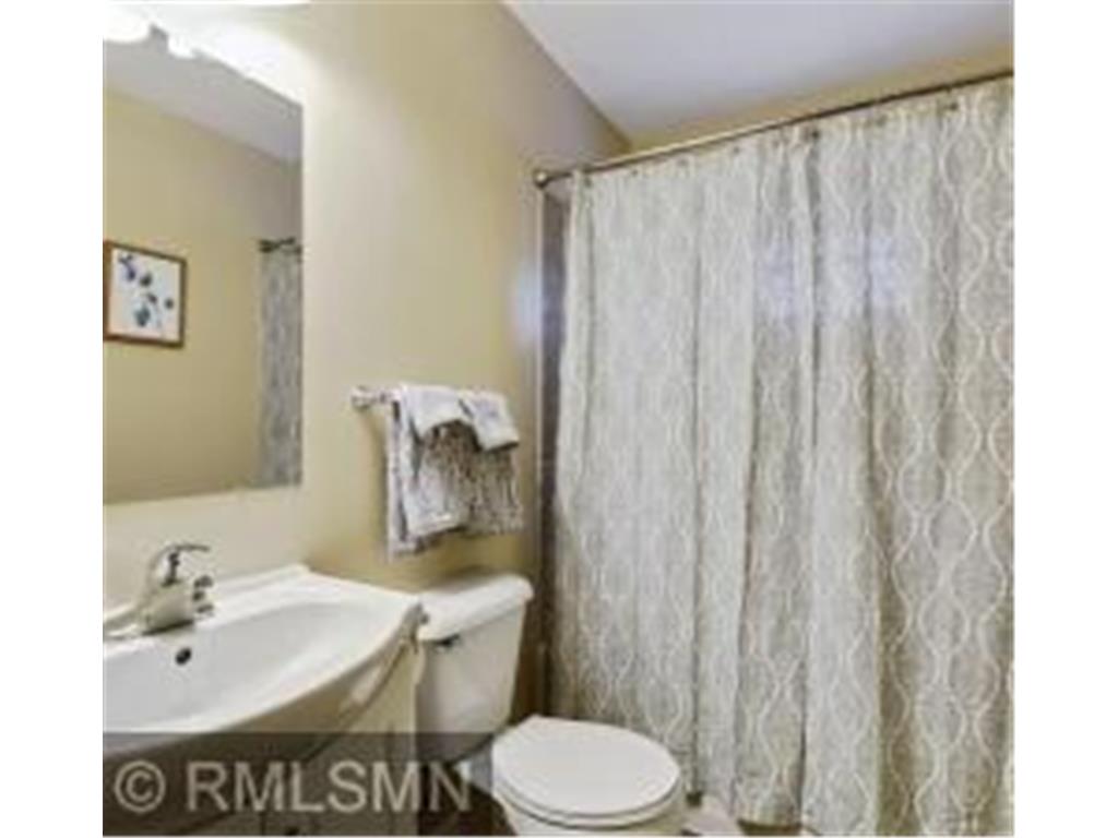 1013 Sims Avenue Saint Paul MN 55106 7001296 image14