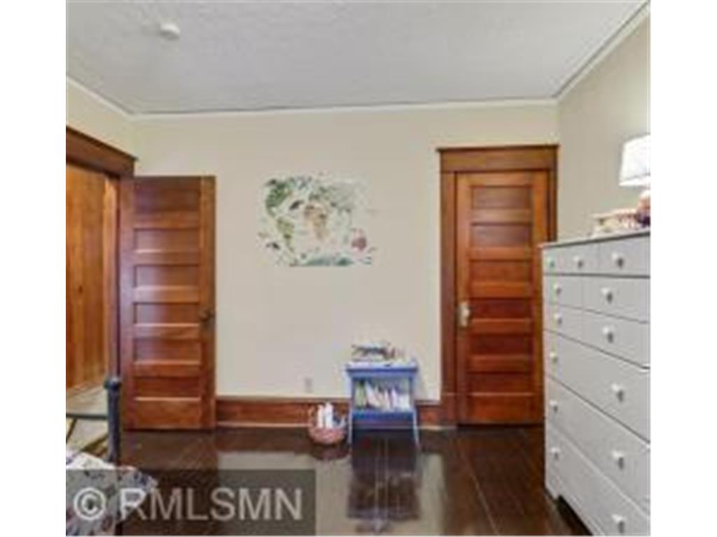 1013 Sims Avenue Saint Paul MN 55106 7001296 image25