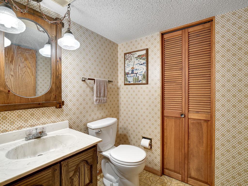 10133 Drew Avenue S Bloomington MN 55431 7067299 image20