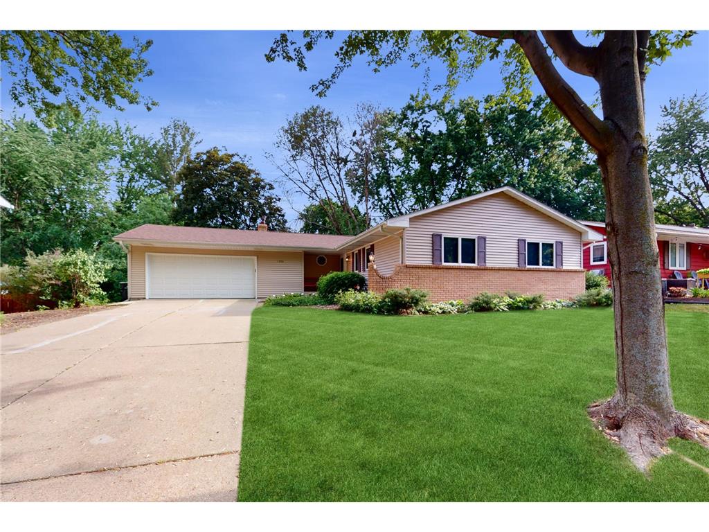 1014 Carlton Drive Shoreview MN 55126 6380373 image1