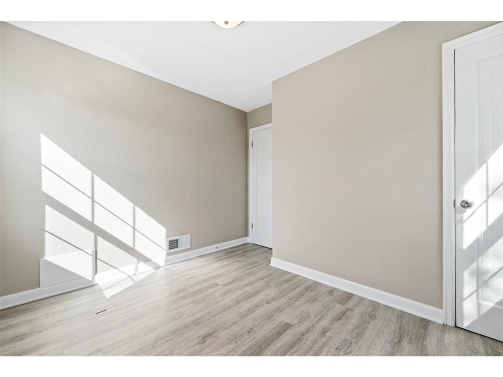 1014 Hawthorne Street Alexandria MN 56308 7055871 image11