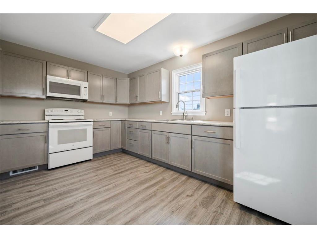 1014 Hawthorne Street Alexandria MN 56308 7055871 image17