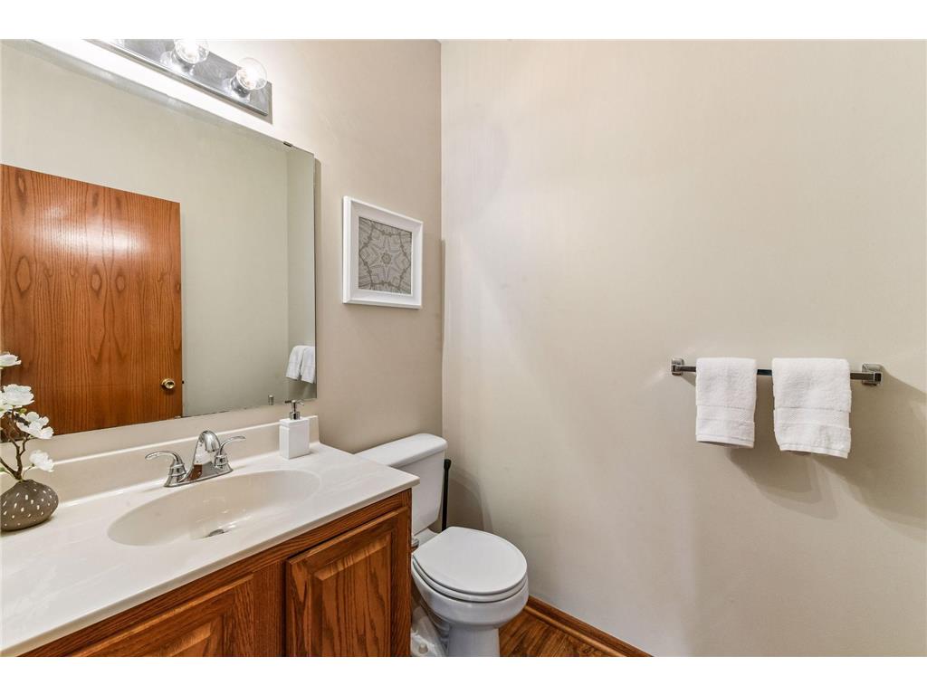 1014 Heldt Street Chaska MN 55318 7071568 image16