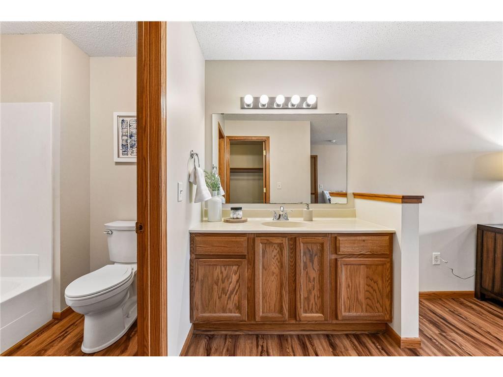 1014 Heldt Street Chaska MN 55318 7071568 image26