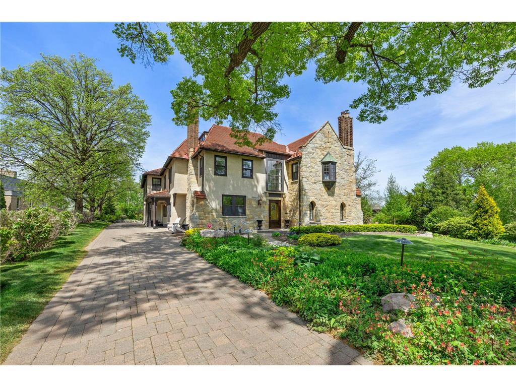 1014 Mount Curve Avenue Minneapolis MN 55403 7017735 image3