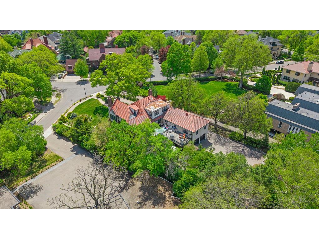 1014 Mount Curve Avenue Minneapolis MN 55403 7017735 image67