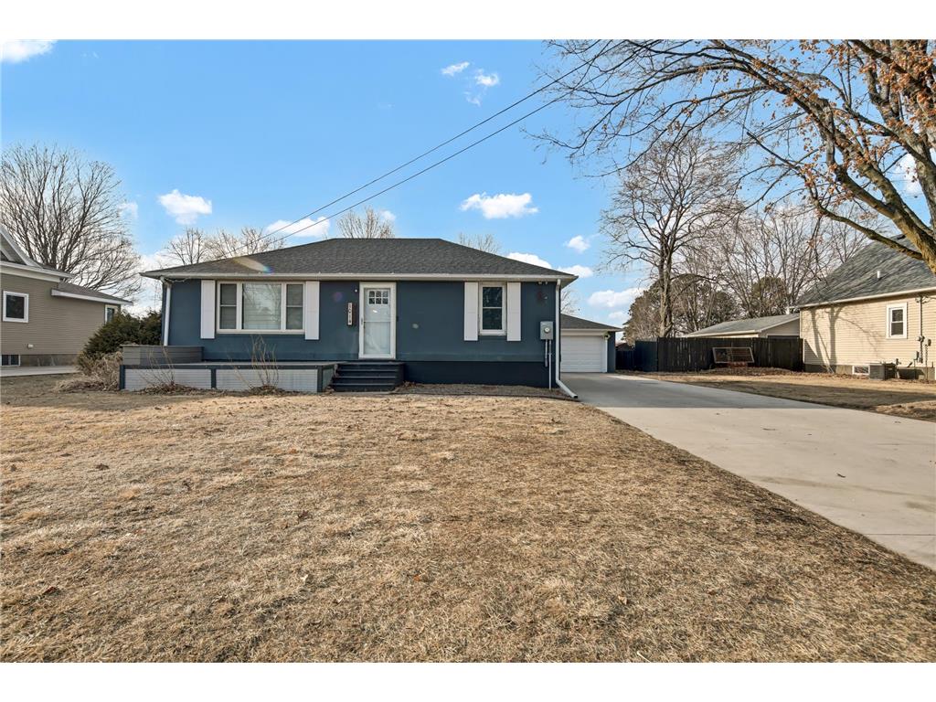 1014 W Lyon Avenue Lake City MN 55041 6679328 image1
