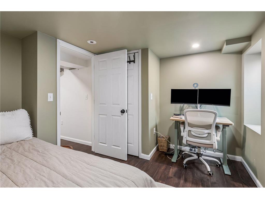 10140 26th Avenue N Plymouth MN 55441 - Medicine Lake 7070791 image32