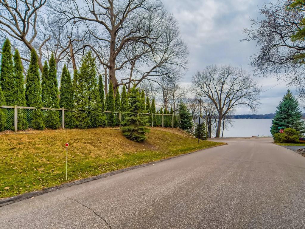 10140 26th Avenue N Plymouth MN 55441 - Medicine Lake 7070791 image38