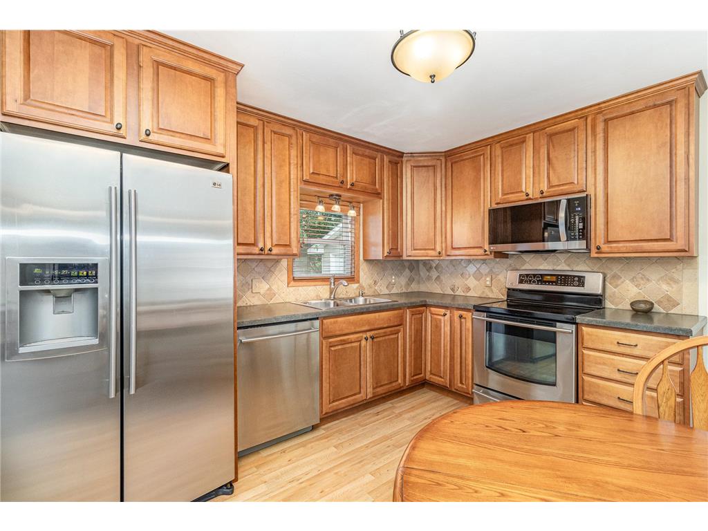 10143 Cottonwood Street NW Coon Rapids MN 55448 6616435 image1