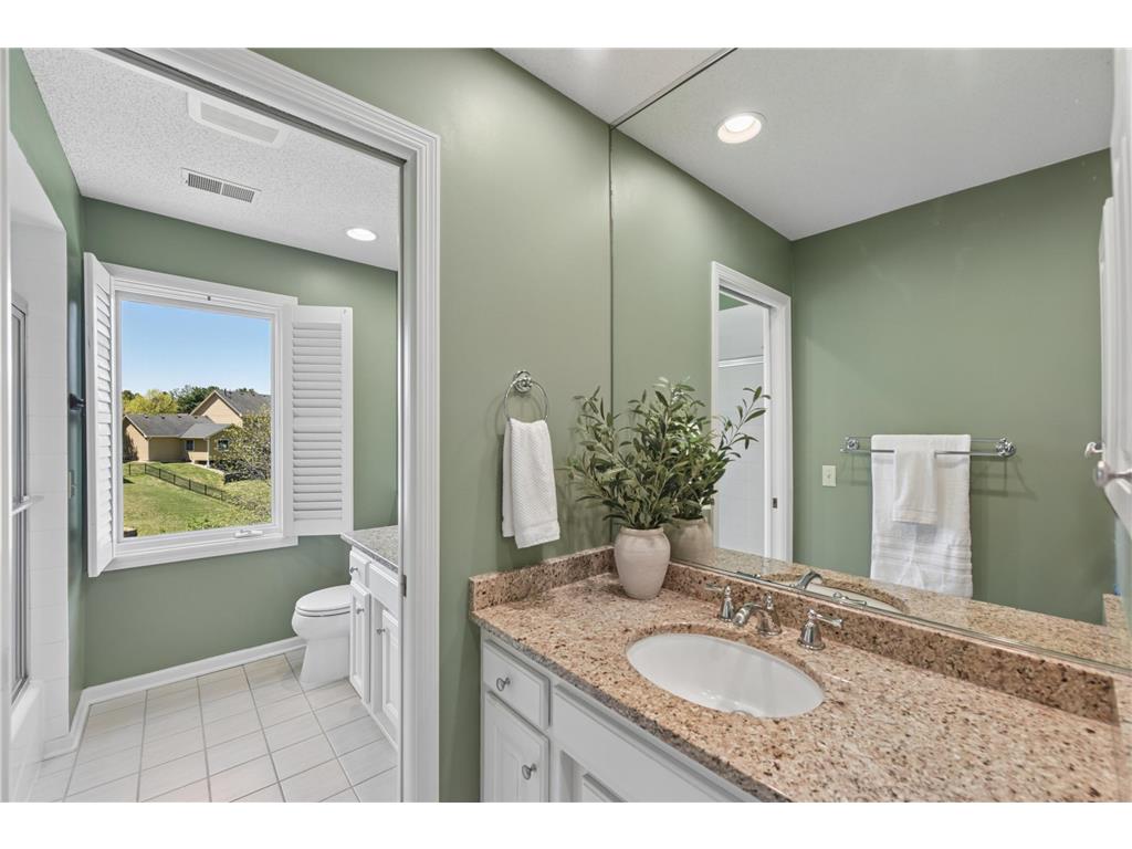 10145 Powers Lake Trail Woodbury MN 55129 7036102 image31