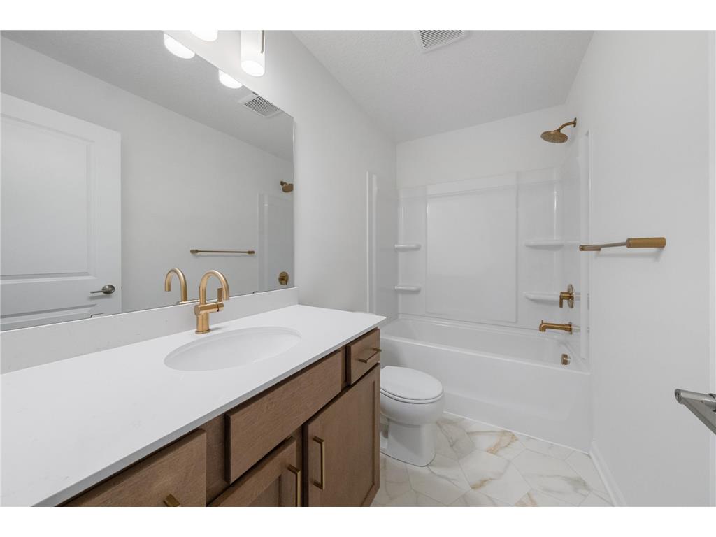 1015 130th Court E Rosemount MN 55068 7035954 image11
