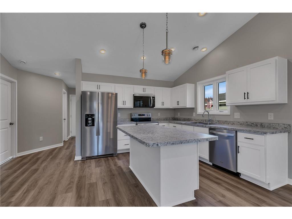 1015 3rd Avenue NE Milaca MN 56353 6771450 image9