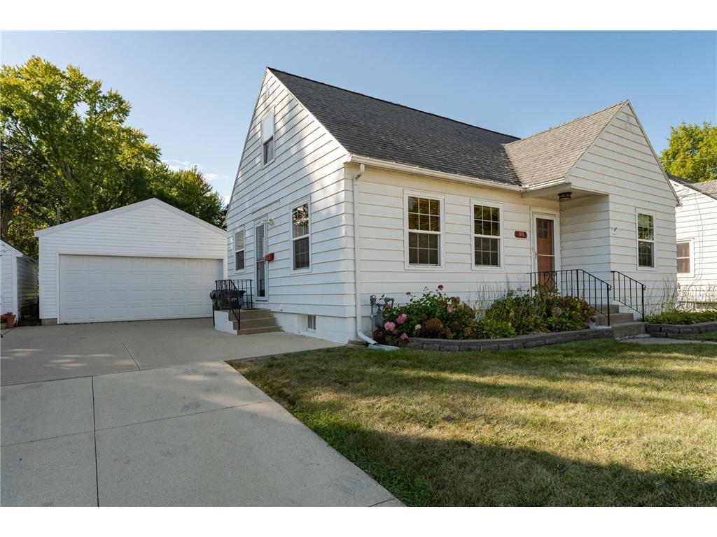 1015 8th Avenue NW Rochester MN 55901 6597741 image1