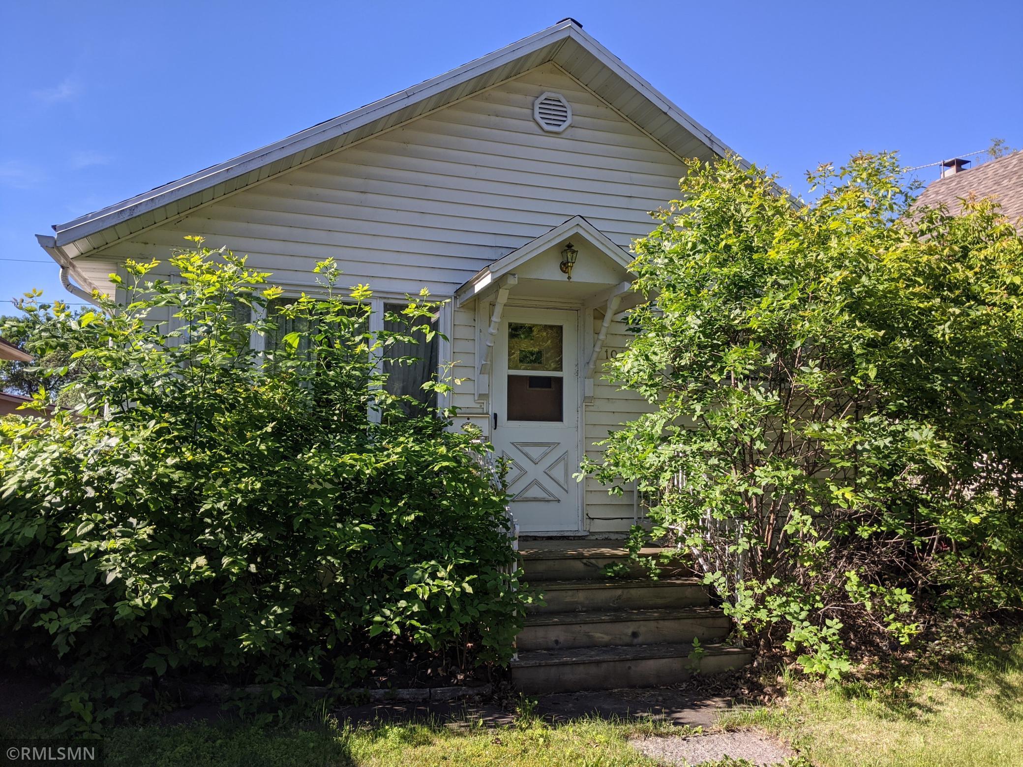 1015 8th Street, International Falls, MN 56649 MLS 6011116 Edina