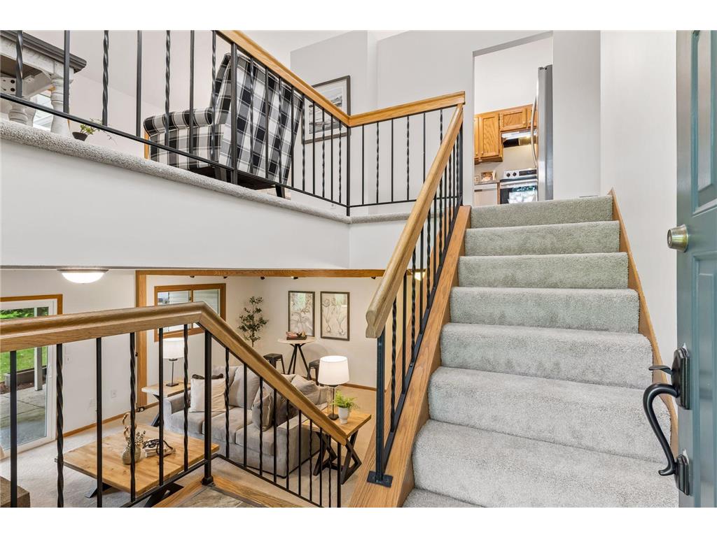 1015 Aston Circle Burnsville MN 55337 7086870 image29