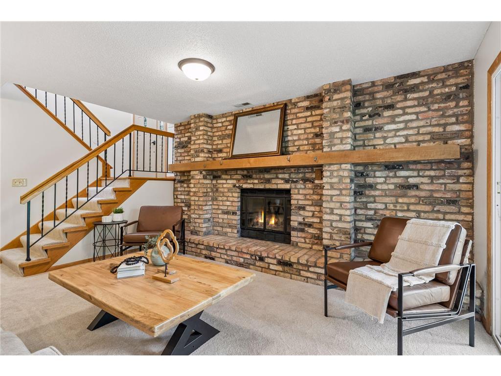1015 Aston Circle Burnsville MN 55337 7086870 image35