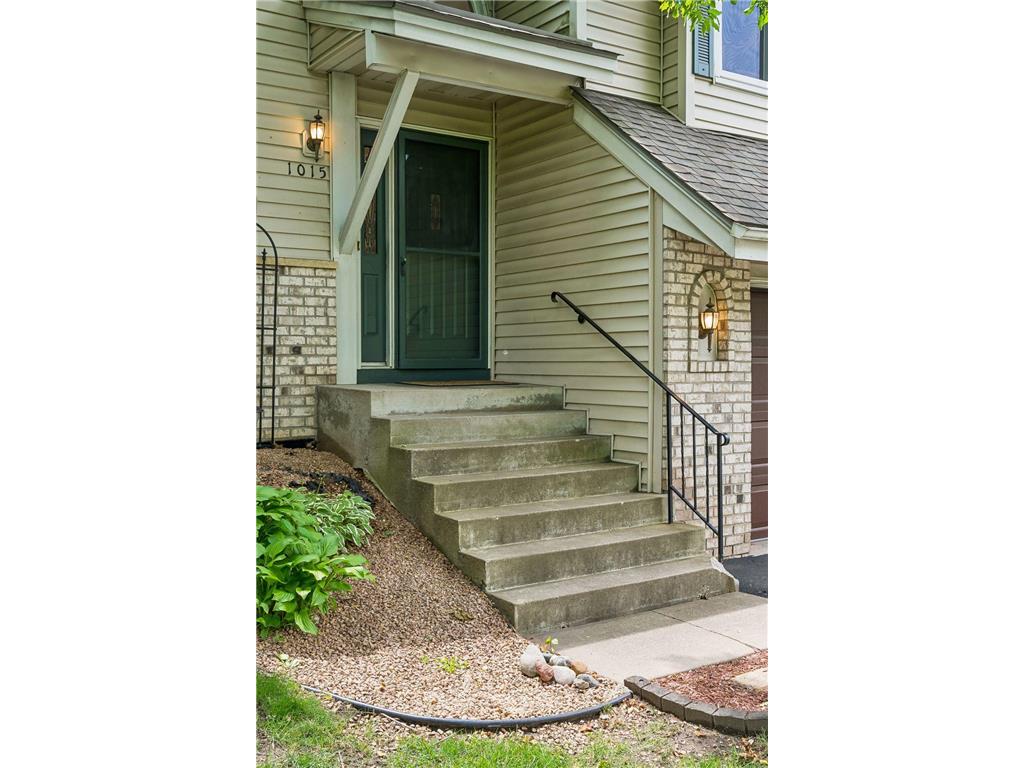 1015 Aston Circle Burnsville MN 55337 7086870 image41