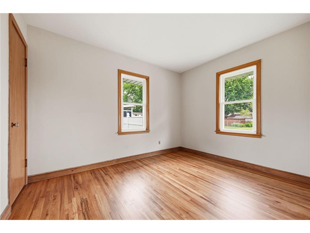 1015 Dionne Street Roseville MN 55113 7077516 image18