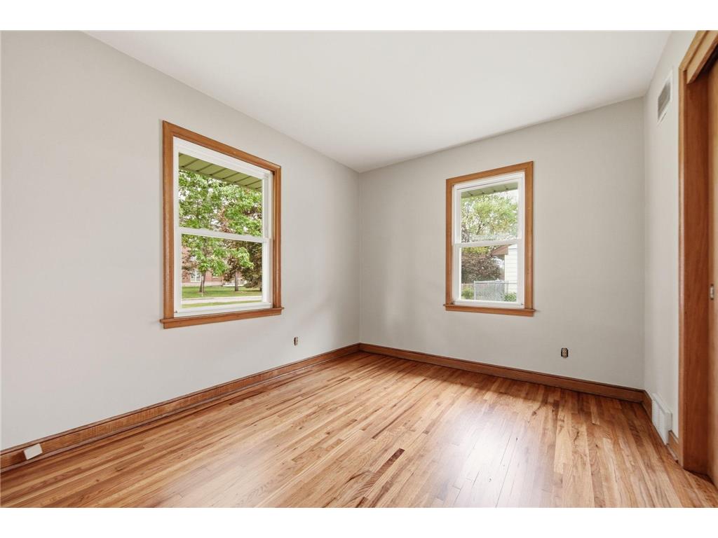 1015 Dionne Street Roseville MN 55113 7077516 image19