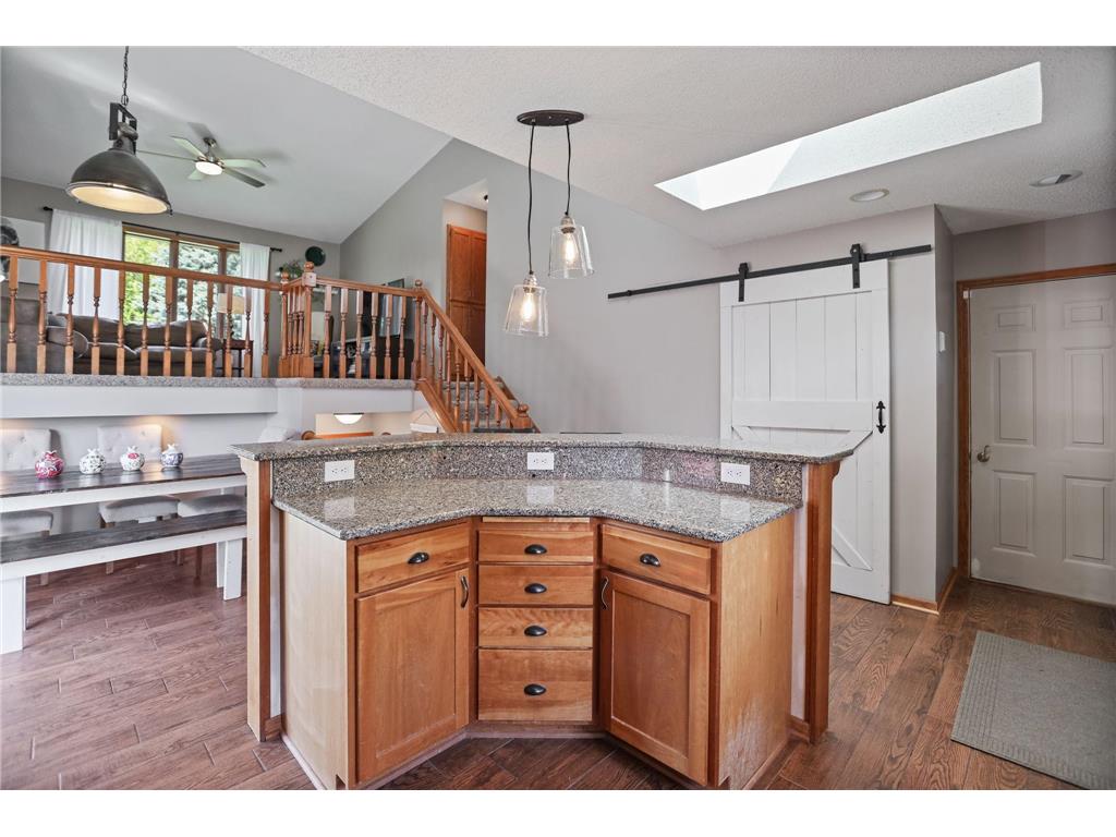 1015 Ferndale Street S Maplewood MN 55119 7036849 image11